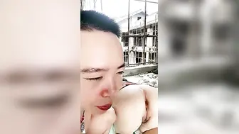 户外工地激情啪啪【park1】大奶子大屁股骚人妻跟小哥在工地啪啪，今天歇班草大屁股直播给狼友看全程露脸浪荡呻吟