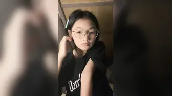 吃瓜事件精选 萝莉学生妹和渣男打视频自慰 被渣男录下自慰视频teenpussy