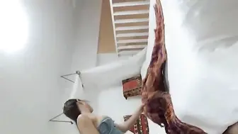 刚结婚的极品小嫂子 背着我哥让我操逼