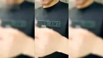 乱伦系列，撩起阿姨豹纹短裙，扒开丝袜解开内裤，厨房后入大肥臀
