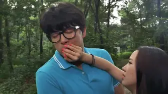 可疑的美容院 수상한 미용실 韩国三级