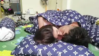 针孔摄像头偷拍 小伙暗藏摄像头偷拍和漂亮女友啪啪全过程