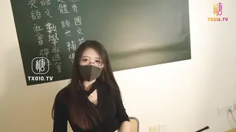 [糖心Vlog] 老师的肉棒调教偷拍被抓包的坏学生竟然能享用香菜老师的嫩穴 - 桥本香菜